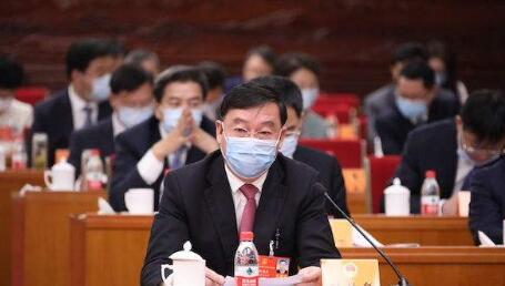 全國人大代表孫桂泉在江蘇團(tuán)全體會議上發(fā)聲
